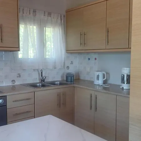 Captain's In Olive Grove Apartment *