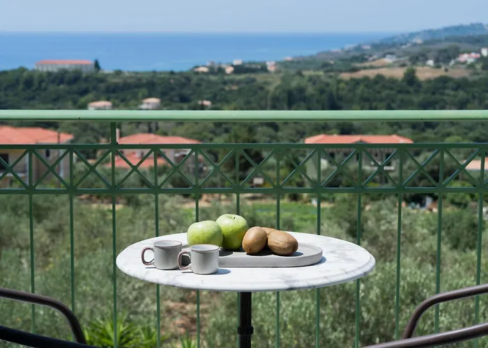 Captain's In Olive Grove * Mousata