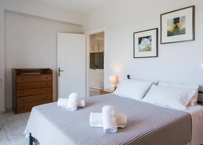 Captain's In Olive Grove *