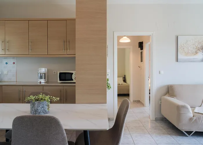 Captain's In Olive Grove Mousata