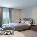 Captain's In Olive Grove Appartement
