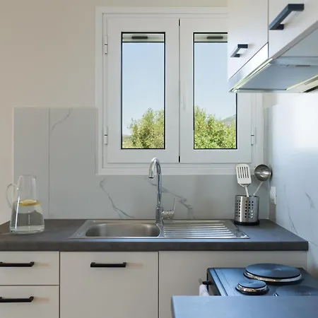 Captain's In Olive Grove Lejlighed Mousata