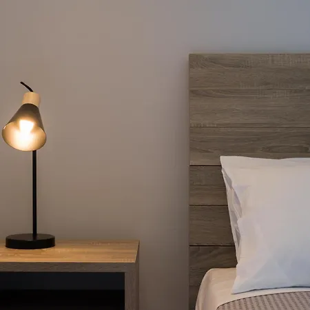 Lejlighed Captain's In Olive Grove Mousata